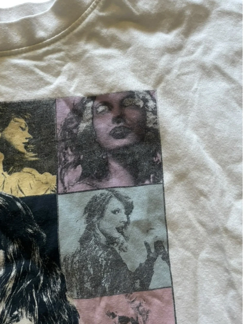 Taylor Swift Eras Tour White Graphic Tour Tee Size Extra Small (XS)